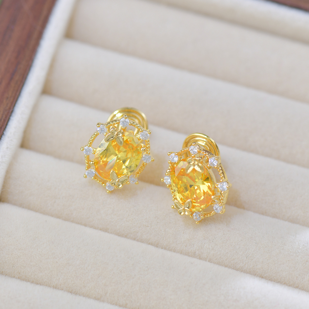 Sunshine Yellow Butterfly Set - Signature Collection - Image 7