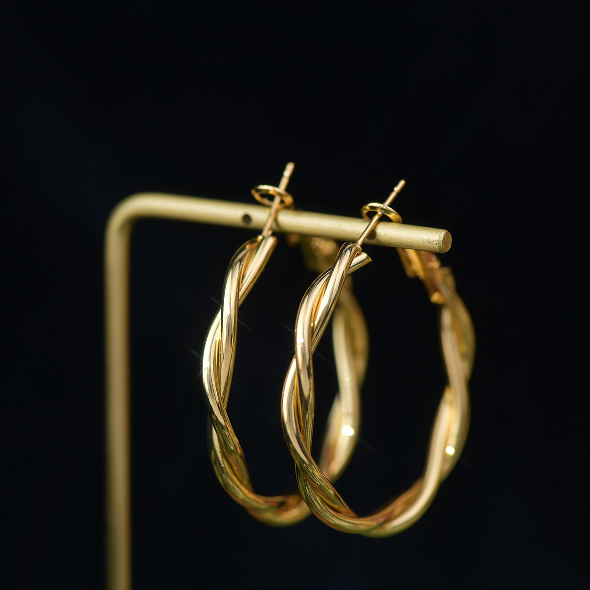 Twisted Hoops - Instagram Minimalism - Image 5
