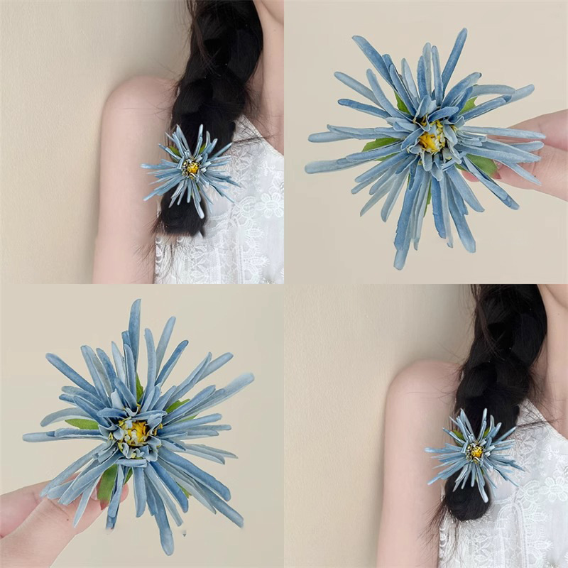 Fairy-like Crab Claw Chrysanthemum Duckbill Clip