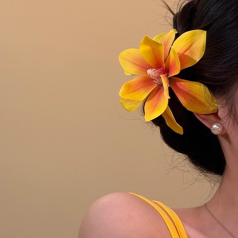 Elegant Yellow Floral Hair Clip - Bold Vacation Hair Accessory - Image 3