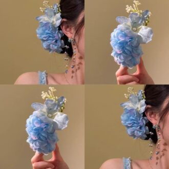 3D Butterfly & Floral Duckbill Clip - Ethereal Blue Forest Aesthetic
*