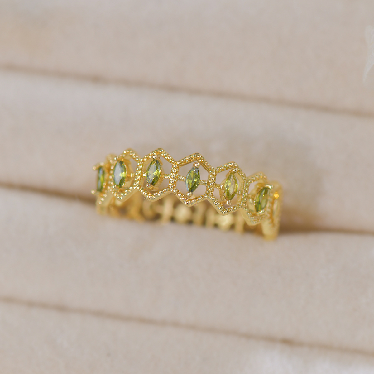 Bicolor Zirconia Ring - Olive & Amethyst - Image 5