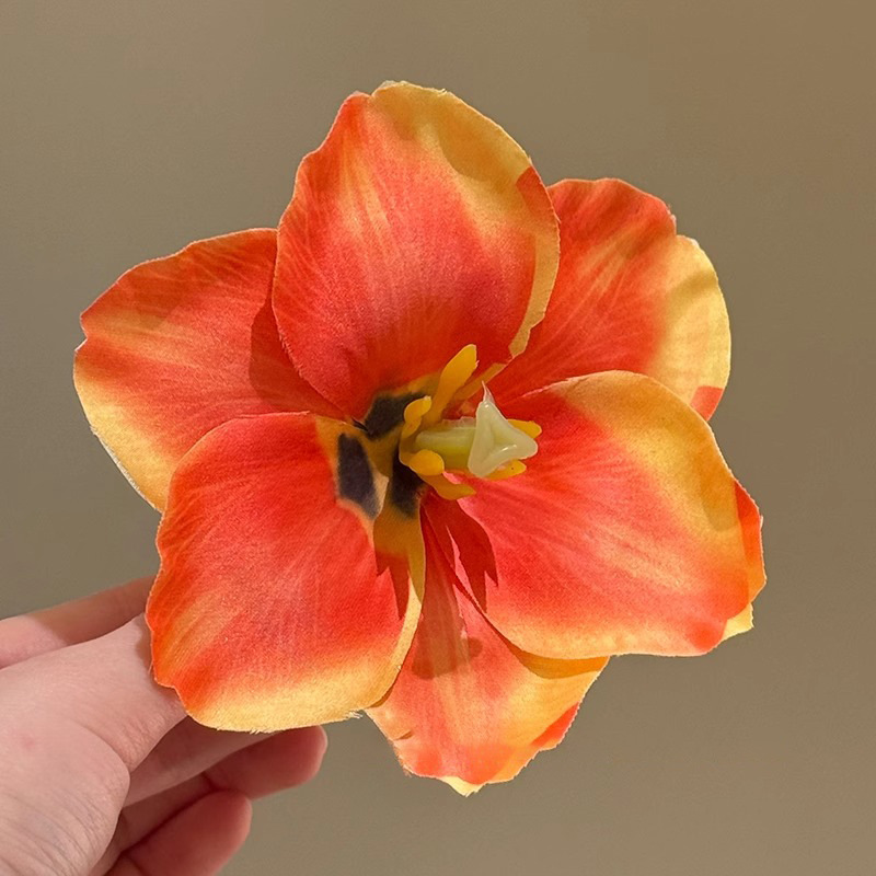 Spring Blue Lily & Tulip Duckbill Clip - Fairy-like Flyaway Tamer - Image 6