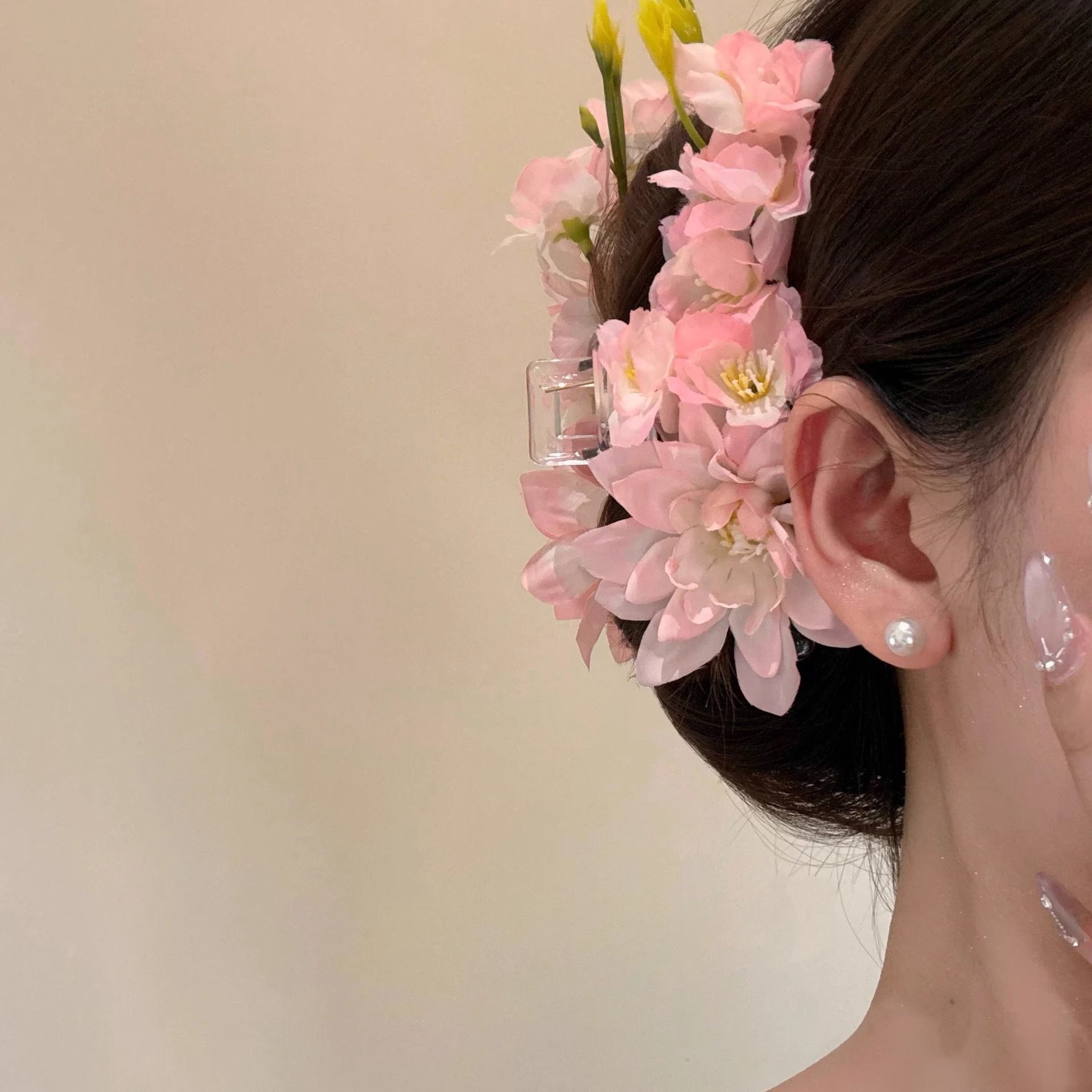 2025 Spring Blossom Hair Claw - Peach Mist Fantasy - Image 3