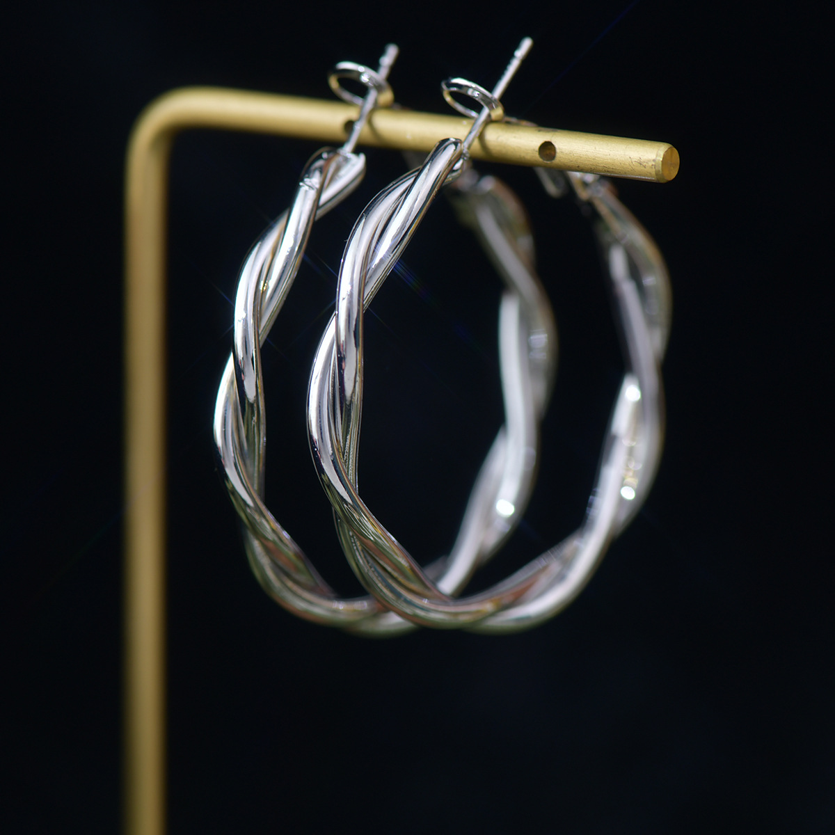 Twisted Hoops - Instagram Minimalism - Image 4