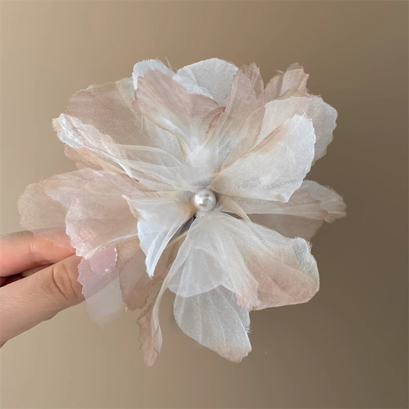 Ombré Tulle Floral Hair Clip - Chic Duckbill Bangs Clip - Image 3