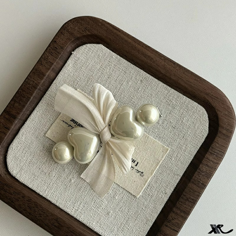 Adorable Pink Pearl Bow Hair Clip - Sweet Side Accessory - Image 6