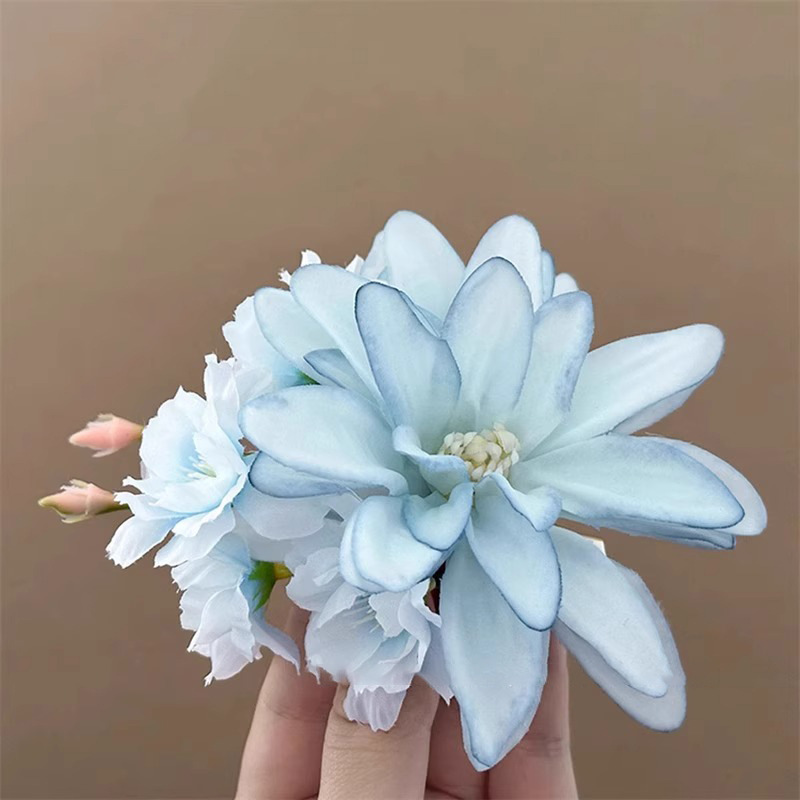 Fairy-like Gentle Floral Hair Clip - Seaside Vacation Photo Hair Accessory - Image 5