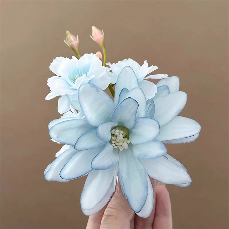 Fairy-like Gentle Floral Hair Clip - Seaside Vacation Photo Hair Accessory - Image 2