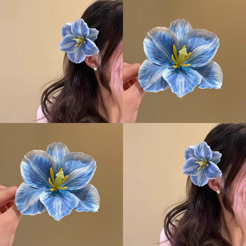 Spring Blue Lily & Tulip Duckbill Clip - Fairy-like Flyaway Tamer
