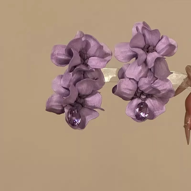 2025 Lavender Fantasy Hair Clip - Vacation Hair Jewelry - Image 3