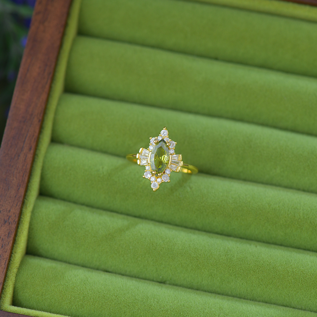 Palace Revival Ring - Antique Dual-Tone - Image 7