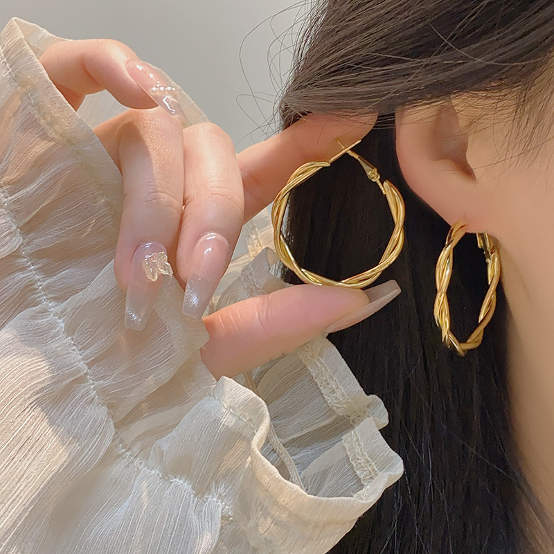 Twisted Hoops - Instagram Minimalism - Image 3