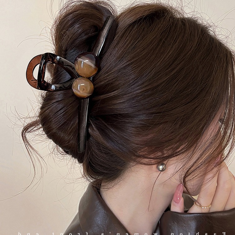 Maillard Theory Hair Claw - 2025 Earth Tone Trend - Image 2